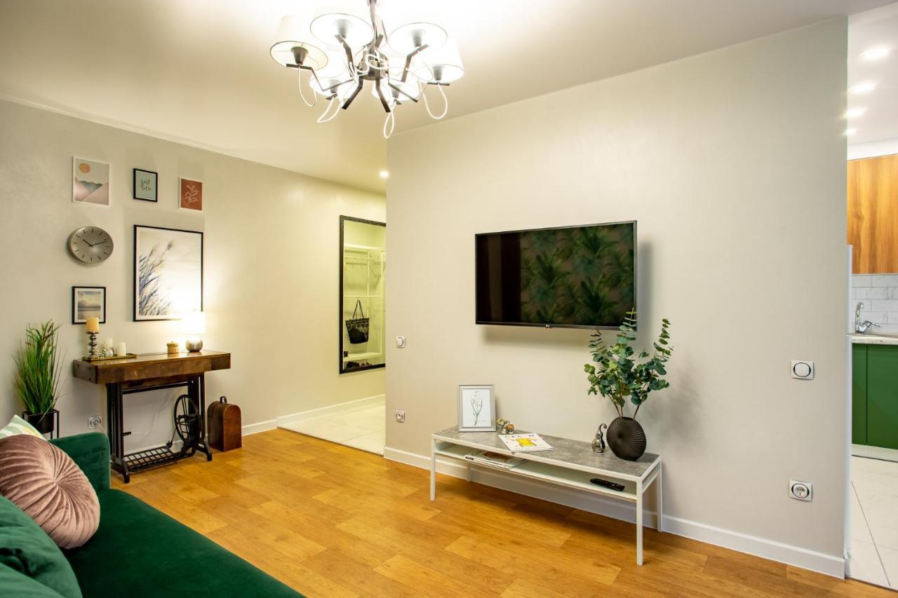 ניקולייב Luxury Apartment With 2 Bedrooms In The City Center מראה חיצוני תמונה